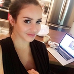 Profil de Elyah, 23 ans, Rencontre celibataire femme à Oberrickenbach (Nidwald)