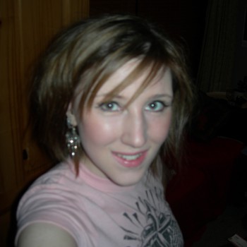 Katiana - Rencontre celibataire femme à Corcelles-près-Concise Profil de Katiana, 23 ans, Rencontre celibataire femme à Corcelles-près-Concise (Vaud)